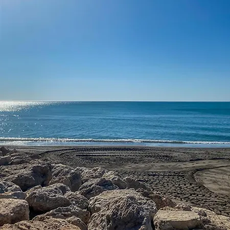 Sea-view Near La Carihuela Apartment